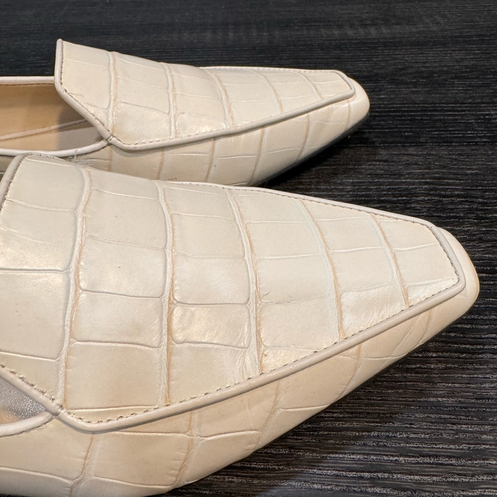 Vince Camuto Flats - Picture 5 of 15